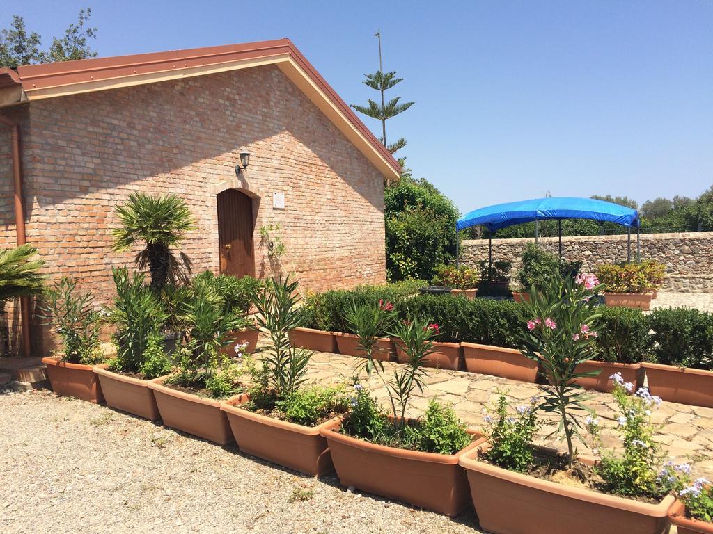 Вилла Societa Agricola Mg Florplant Francavilla Marittima Экстерьер фото